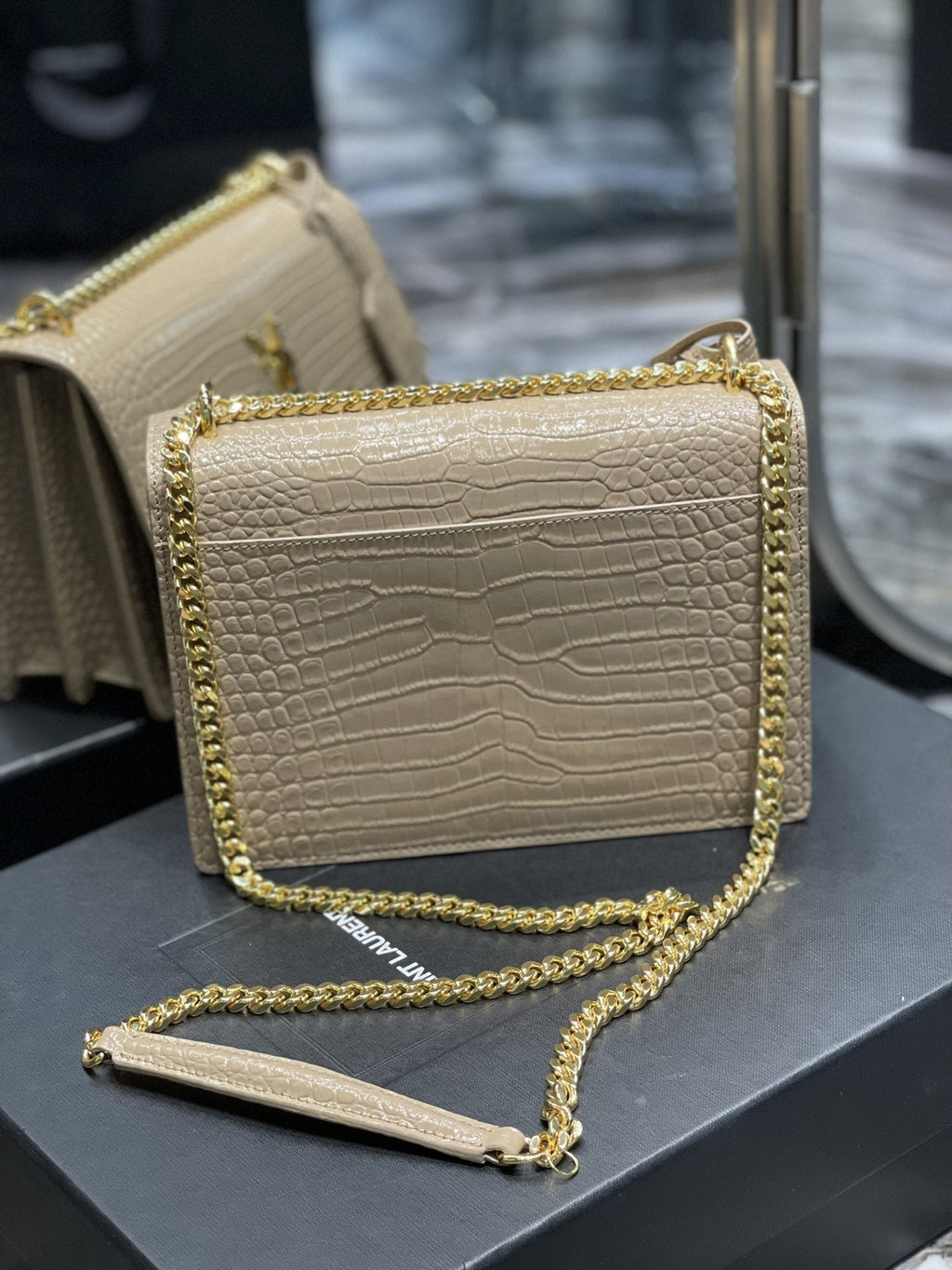 Saint Laurent Sunset Medium Chain Bag 22cm