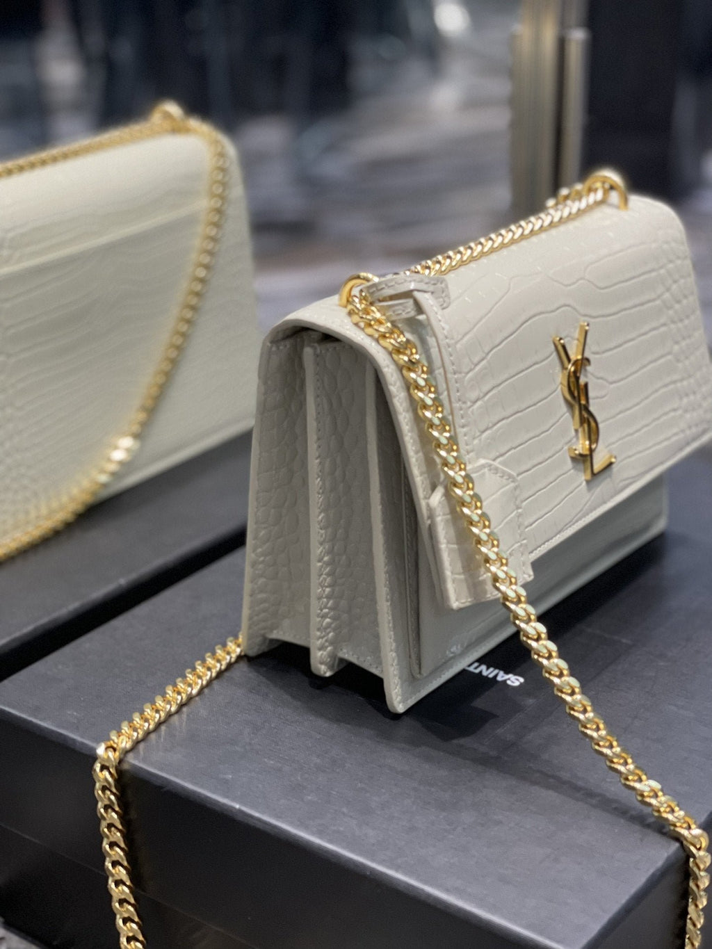 Saint Laurent Sunset Medium Chain Bag 22cm