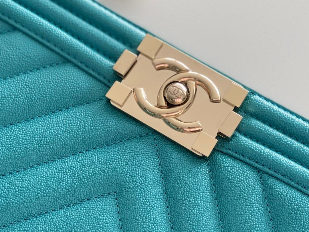 Chanel Medium Classic Flapbag 25cm Blue