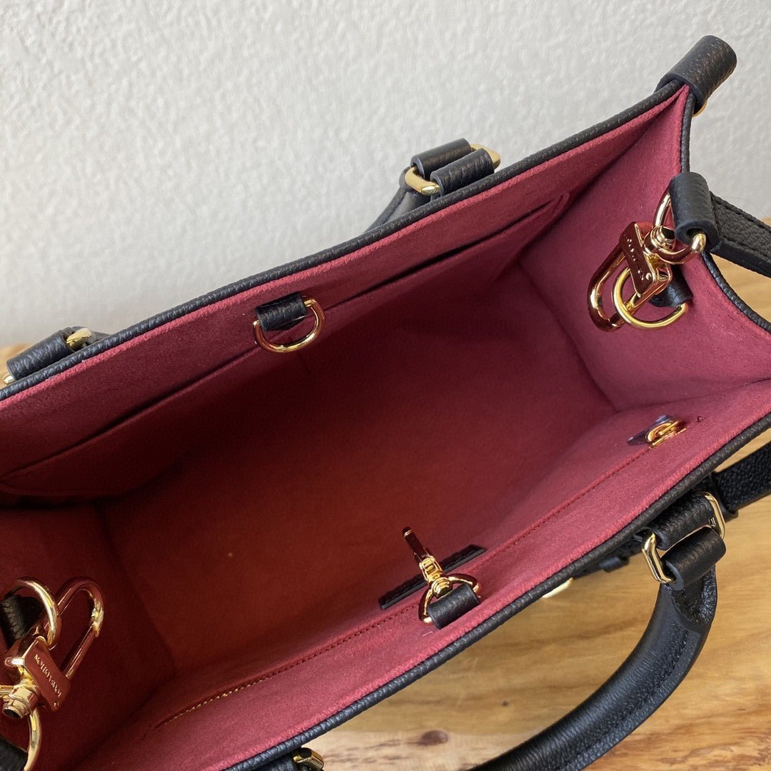 Louis Vuitton M45659 On The Go PM 25cm Black