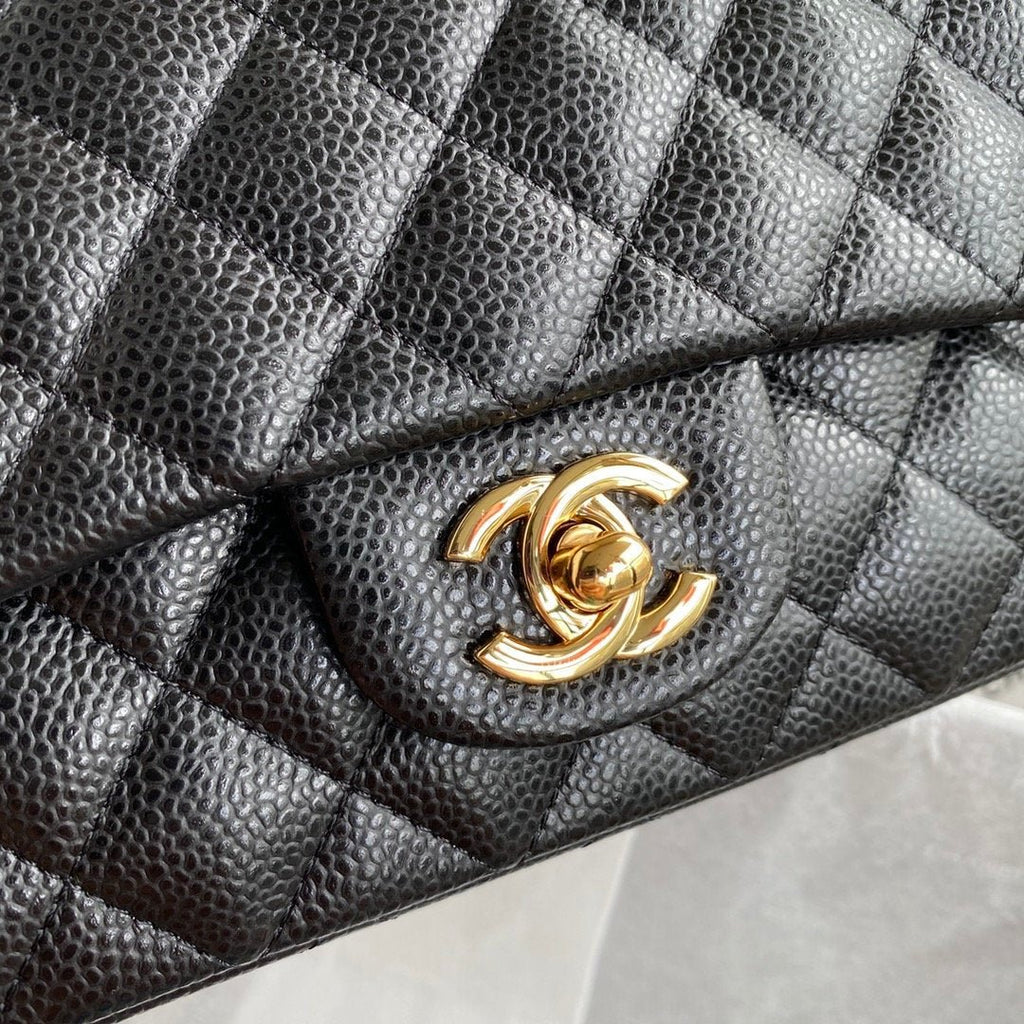 Chanel Mini Classic Flapbag 20cm Black