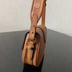 Louis Vuitton M55950 LV Point 9 22cm Brown