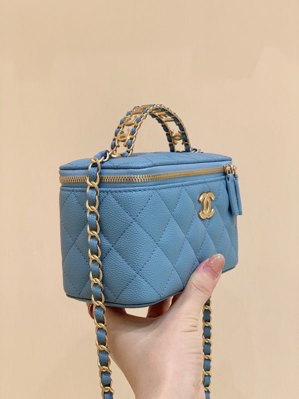 Chanel Small Vanity Bag 17cm Blue