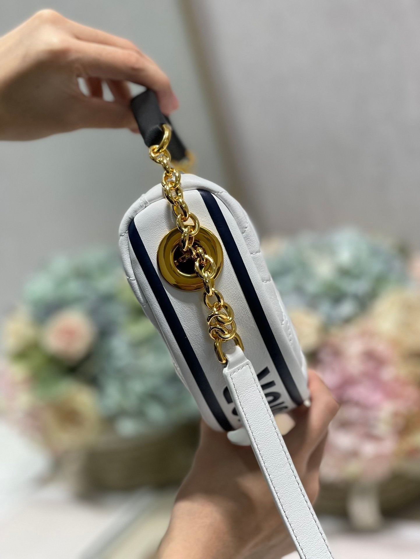 Christian Dior Small Vibe Hobo Bag 20cm White