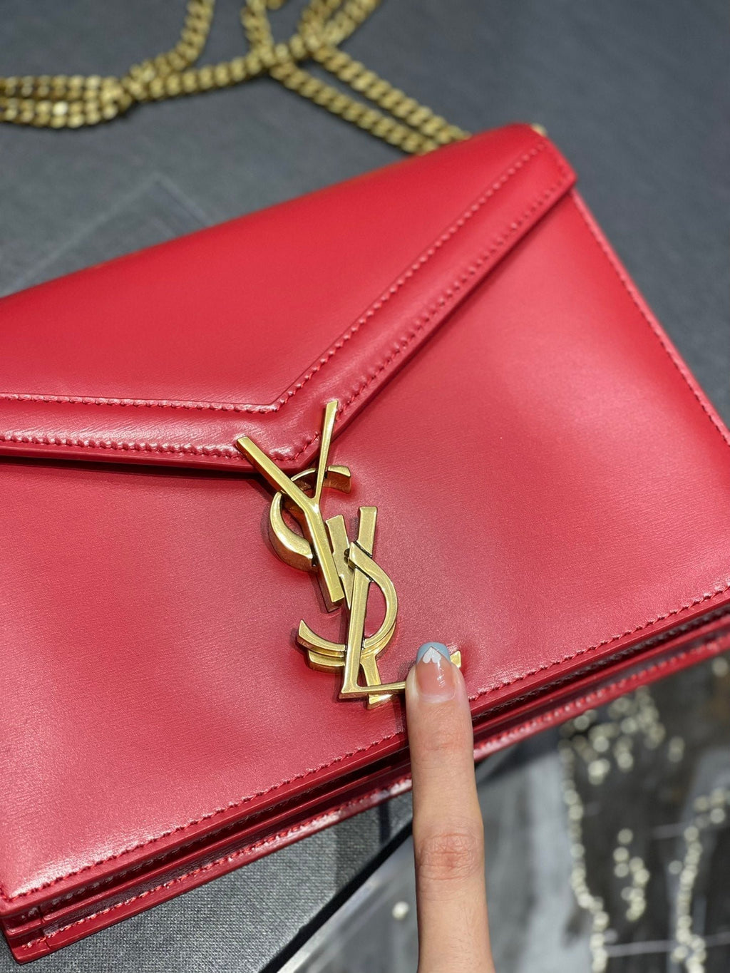 Saint Laurent Cassandra Medium Chain Bag In Grain De Poudre Embossed 22cm Red