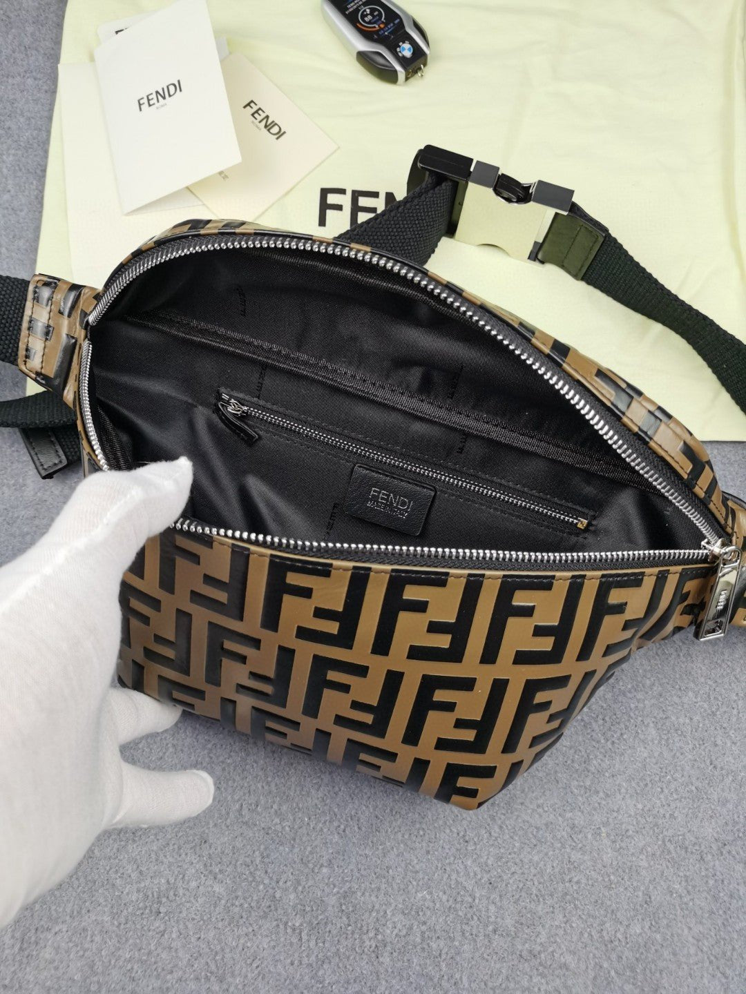 Fendi Belt Bag 18cm Brown