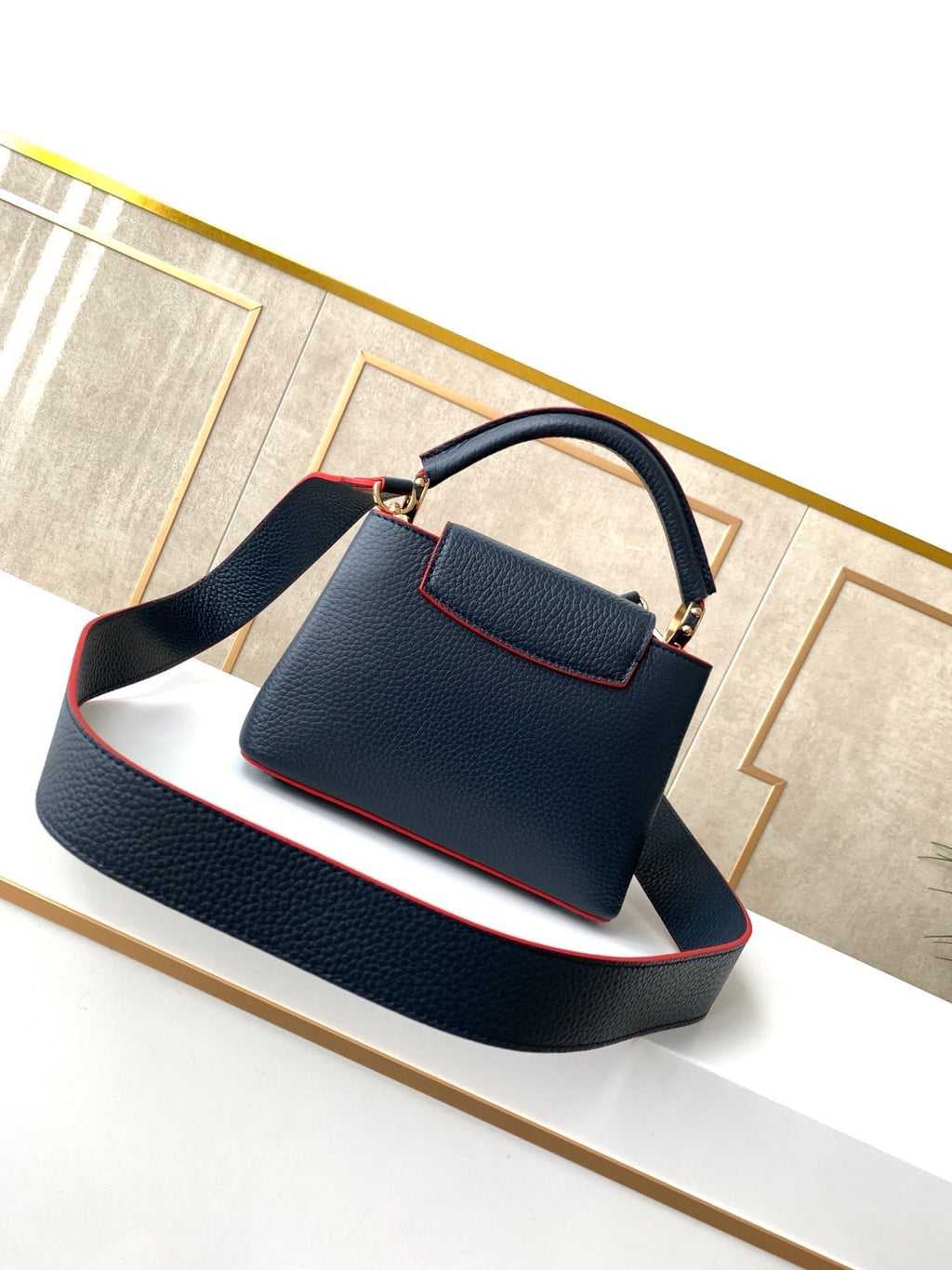 Louis Vuitton Crossbody Bag 21cm Black