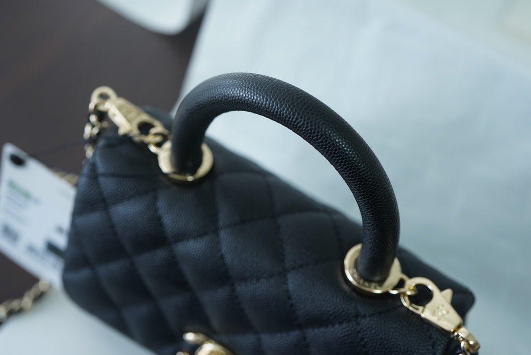 Chanel Classic Mini Flapbag 19cm Black