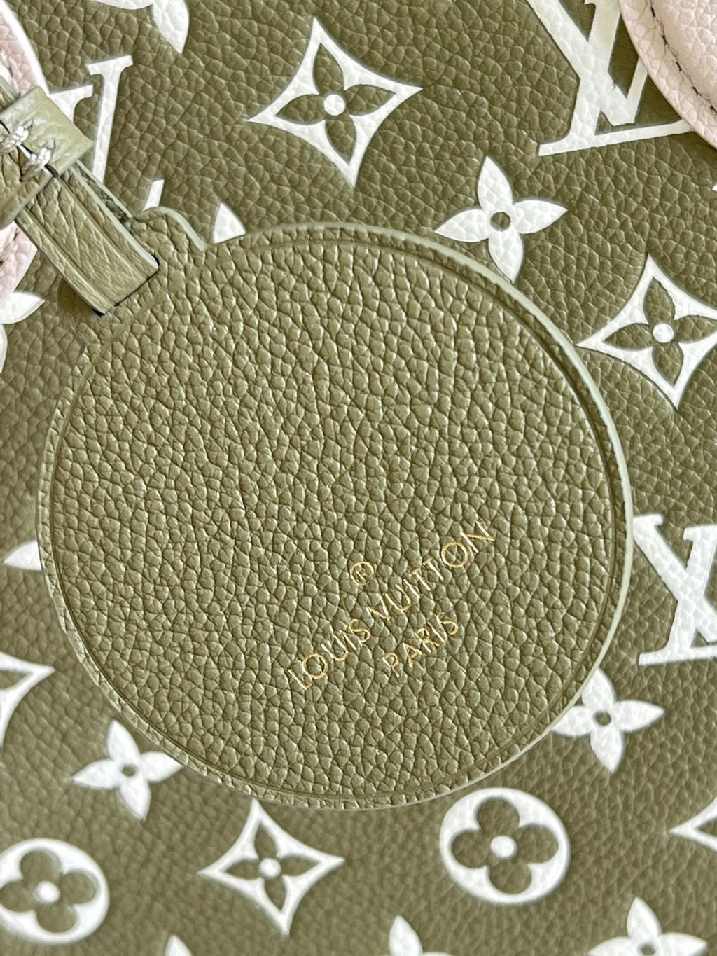 Louis Vuitton Onthego MM Tote Bag Khaki Green For Women 35cm LV M46060