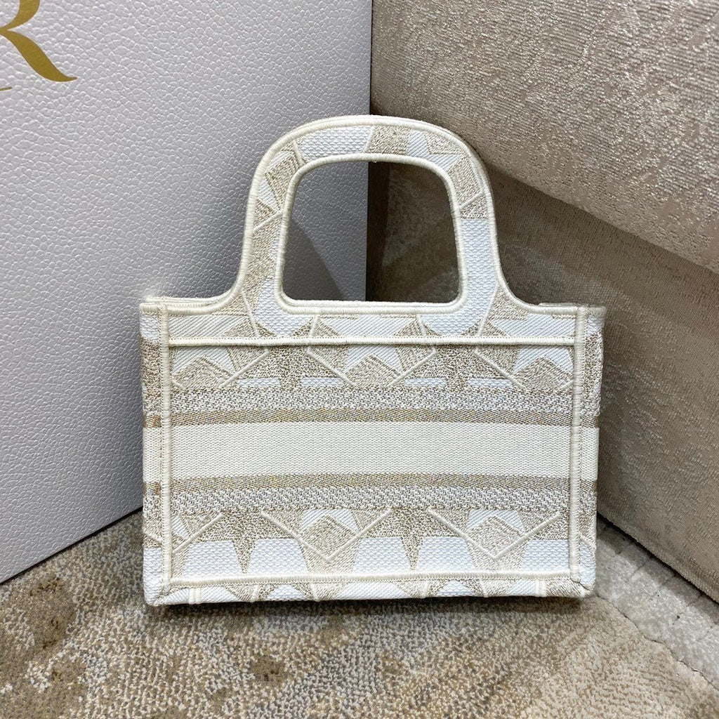 Christian Dior Mini Book Tote 24cm