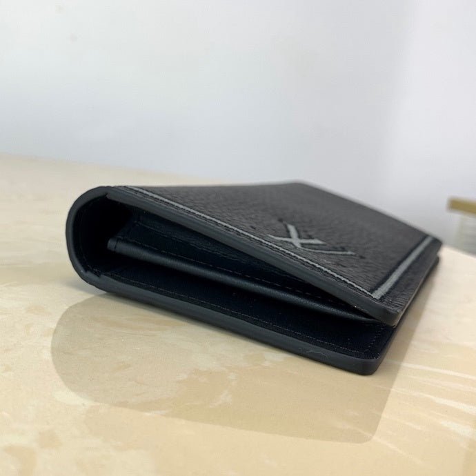 Louis Vuitton Taurllion Wallet 19cm Black