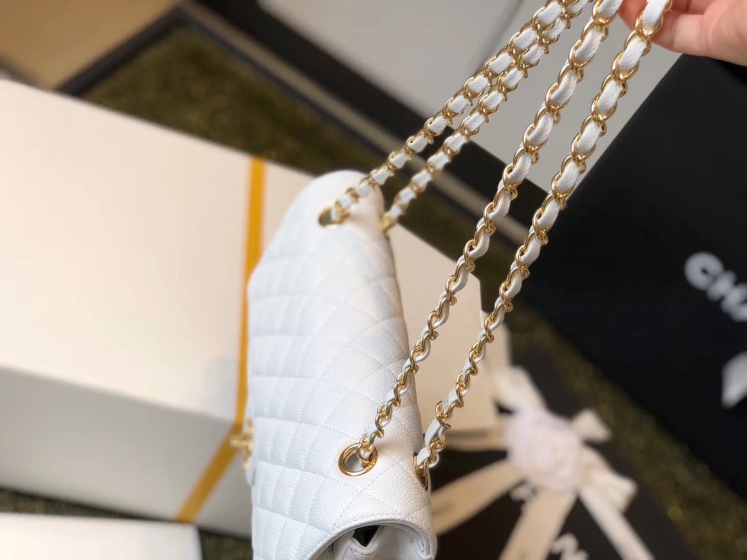 Chanel Classic Medium Flapbag Gold Hardware 26cm White
