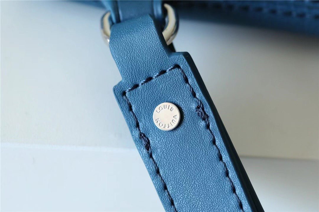 Louis Vuitton Pochette Ipad Blue Aerogram For Men, Men’s Wallet 30cm LV M81029