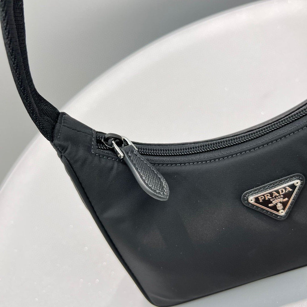 Prada Re-Nylon Re-Edition 2000 Mini-Bag Black For Women, Women’s Bags 8.6in/22cm