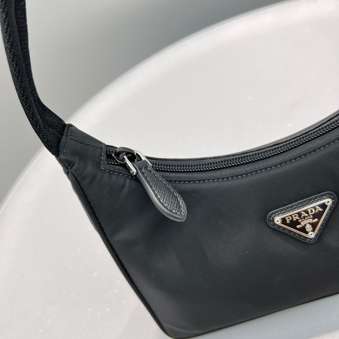 Prada Re-Nylon Re-Edition 2000 Mini-Bag Black For Women, Women’s Bags 8.6in/22cm