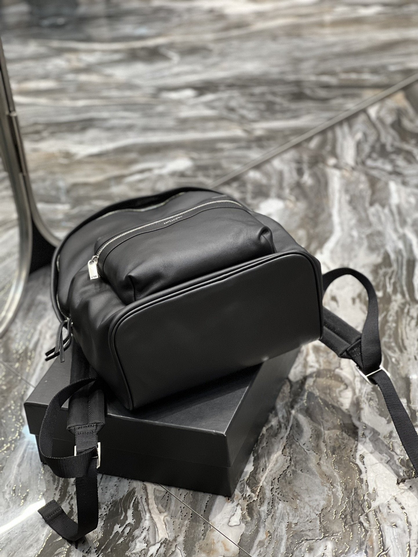 Saint Laurent City Backpack In Unisex 35cm Black