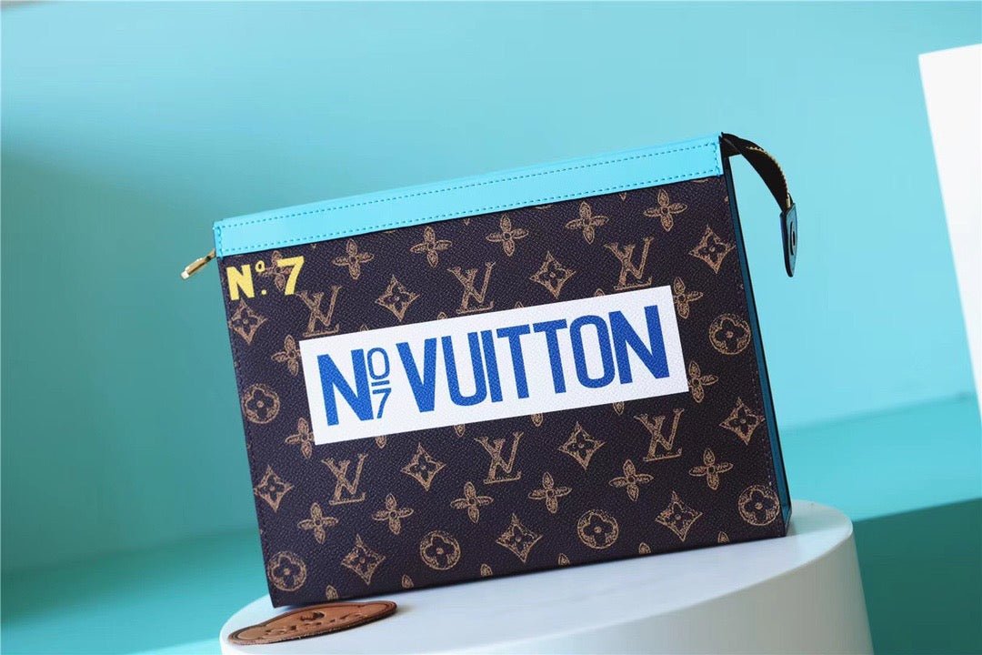 Louis Vuitton Pochette Voyage 27cm