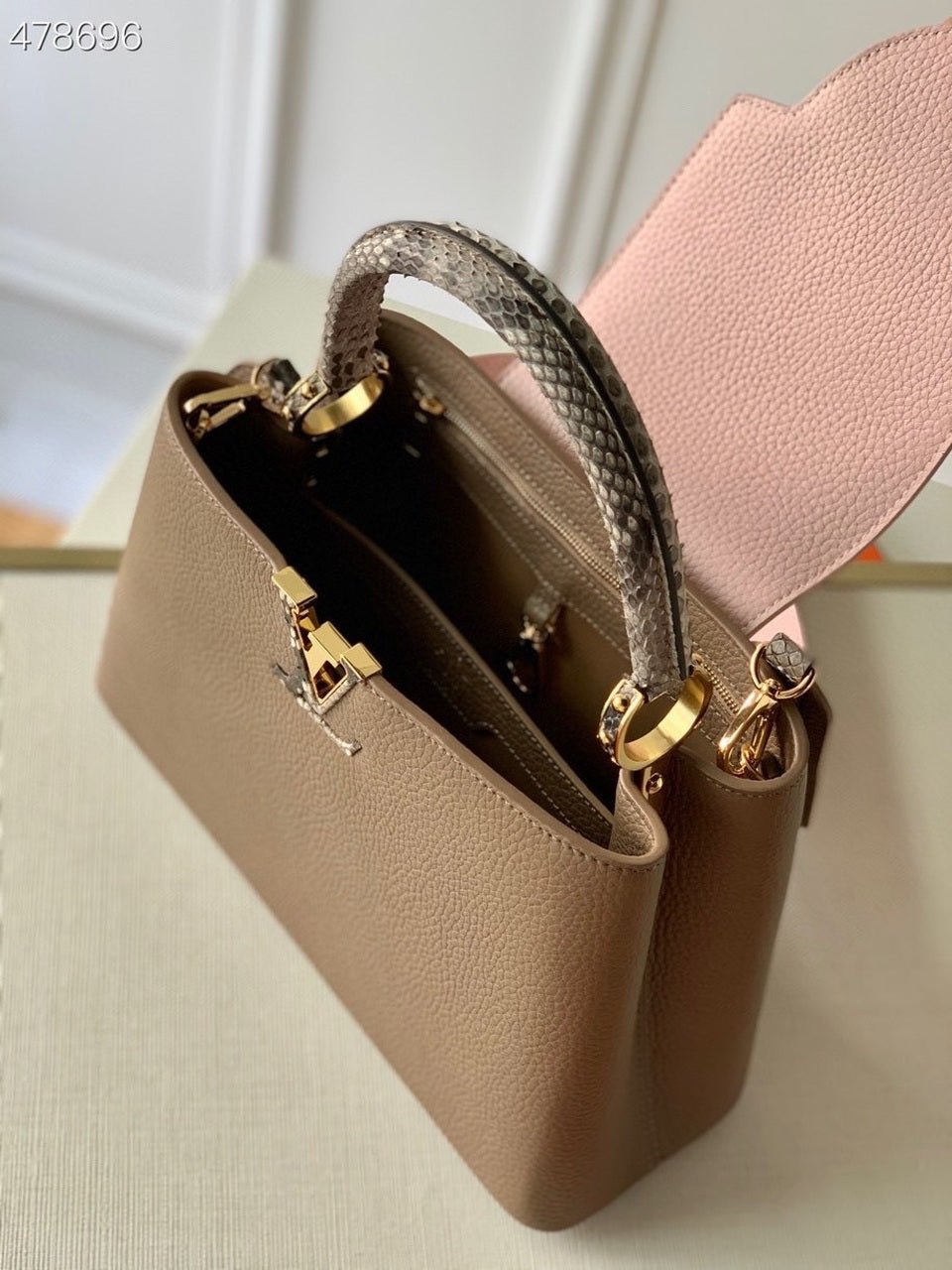 Louis Vuitton Woven Capucines Python Handle Bag 31cm Taurillon Leather Spring/Summer Collection N92802 Pebble