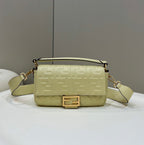 Fendi Baguette Midi 27cm