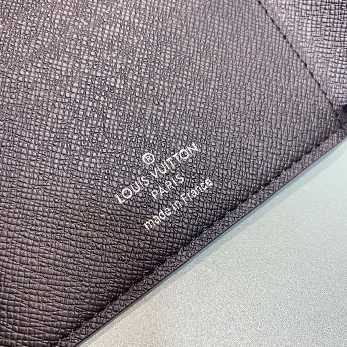 Louis Vuitton Wallet 11cm Black