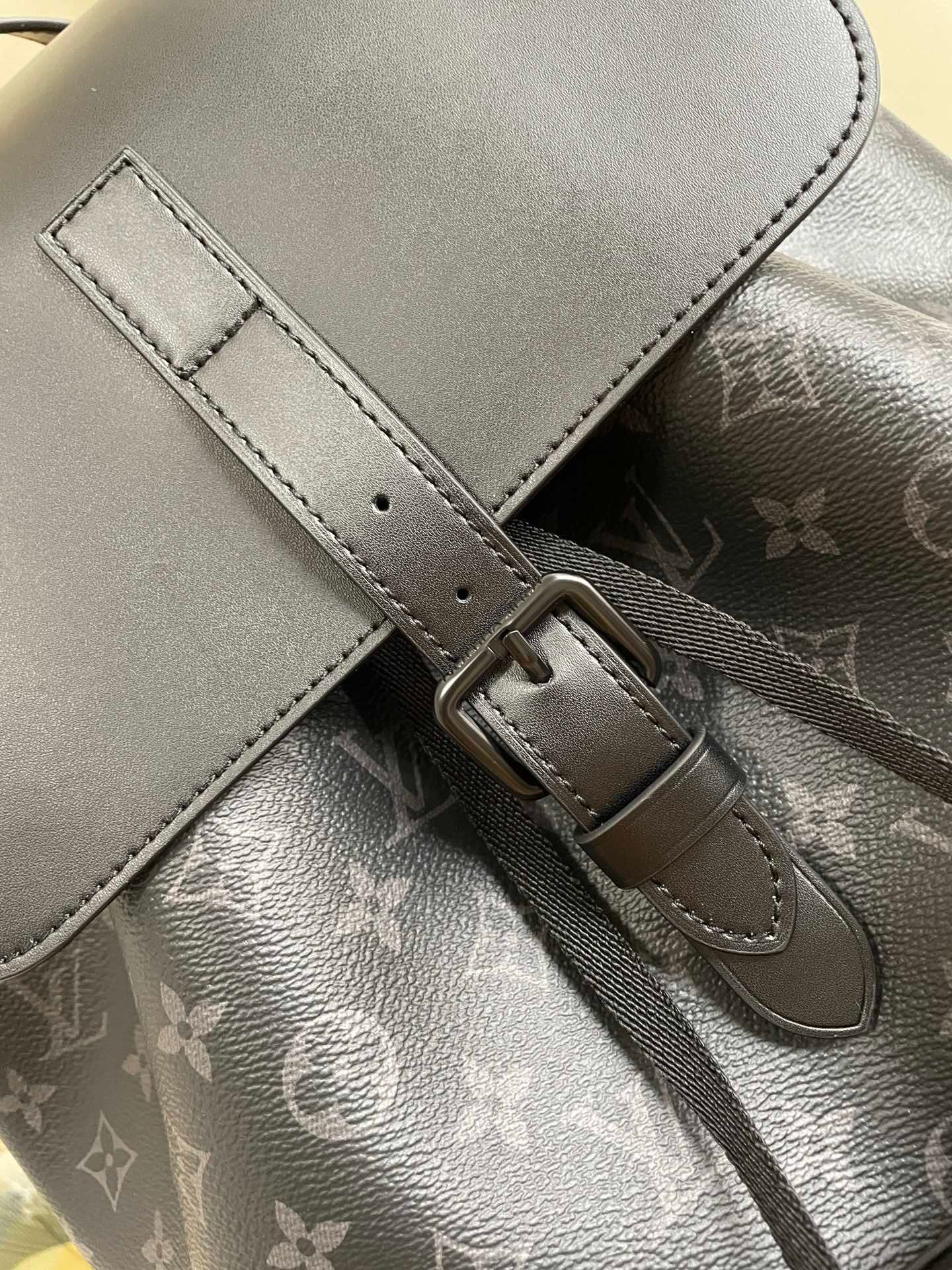 Louis Vuitton Backpack Trio 44cm