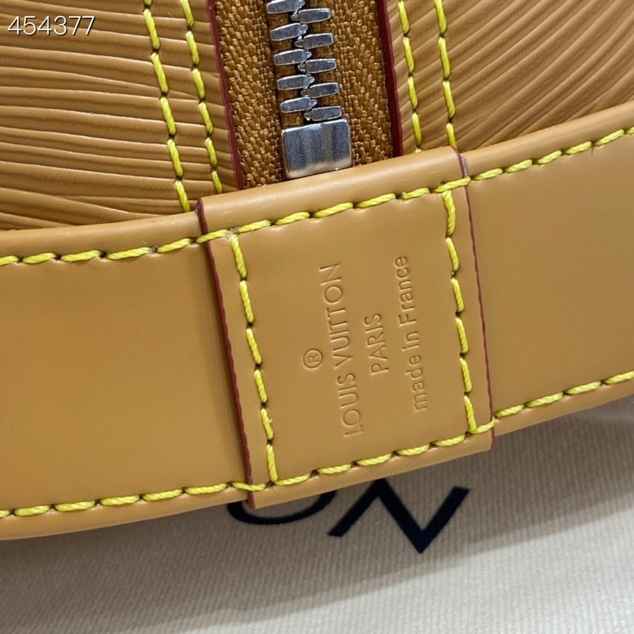 Louis Vuitton Alma BB Bag 24cm Epi Leather Spring/Summer Collection M57426 Gold Honey