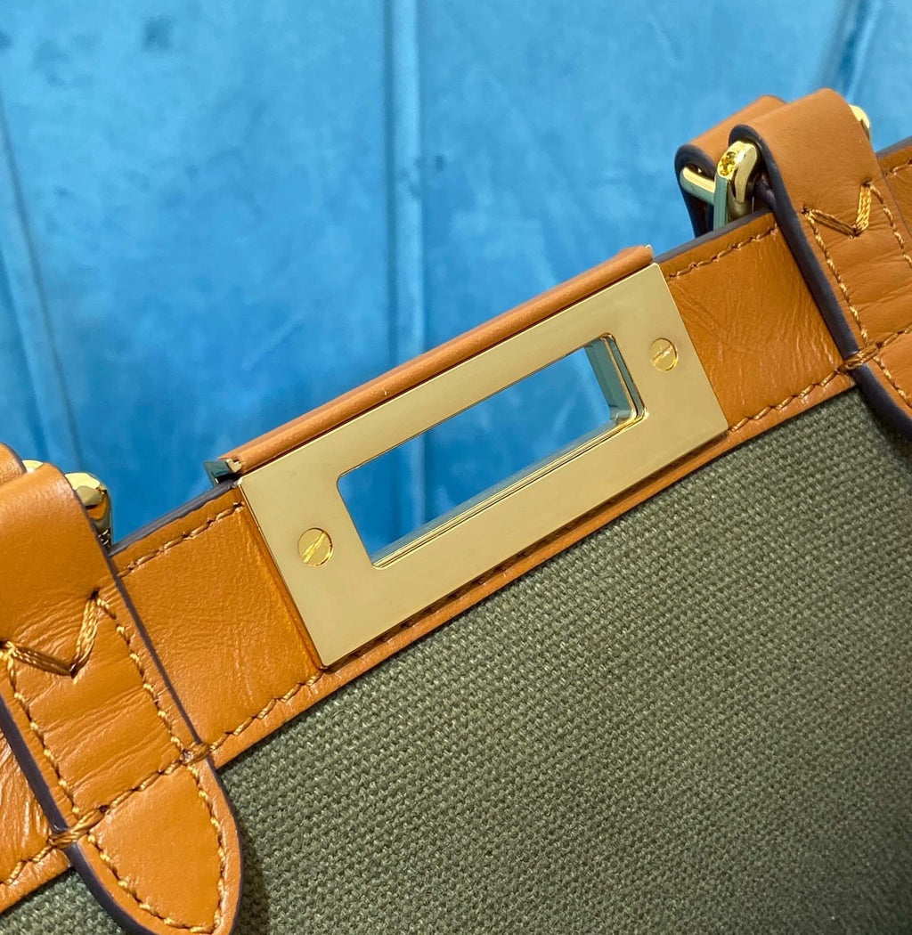 Fendi Logo Shopper Tote Bag Brown