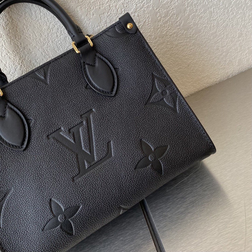 Louis Vuitton M45659 On The Go PM 25cm Black