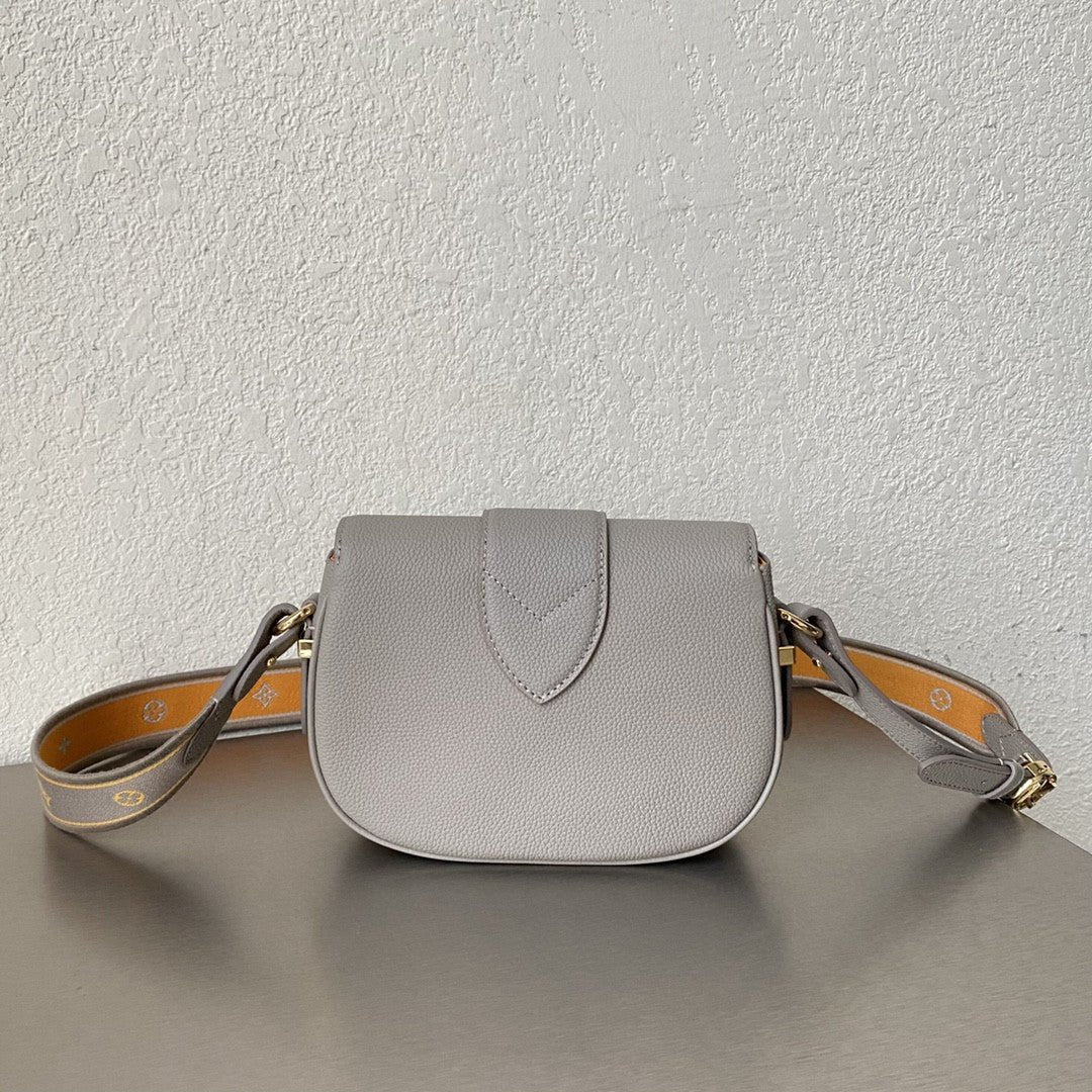 Louis Vuitton M55950 LV Point 9 22cm Grey