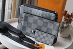 Louis Vuitton M69443 Trio Messenger 25cm