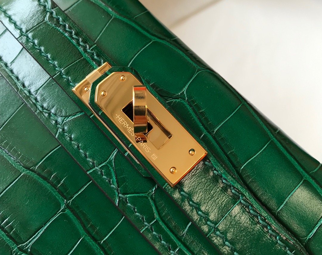 Hermes Mini Kelly 19 Green Crocodile Bag For Women, Women’s Handbags, Shoulder Bags 7.5in/19cm