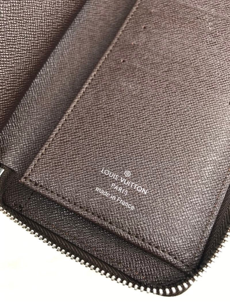 Louis Vuitton Zippy Vertical Wallet 20cm