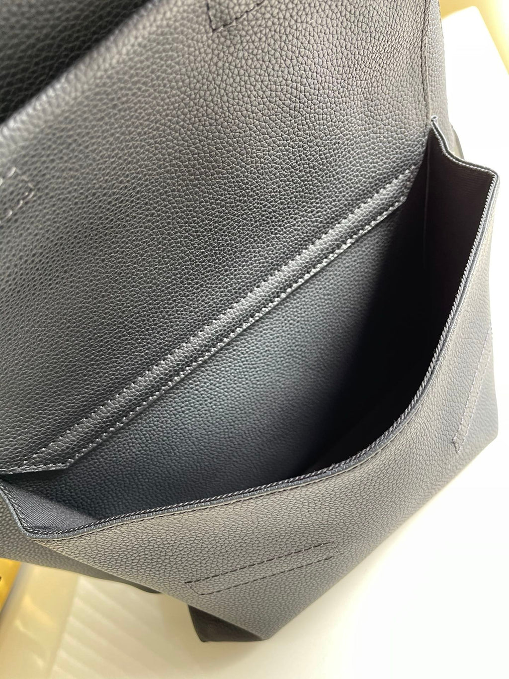 Louis Vuitton M57079 Backpack 43cm
