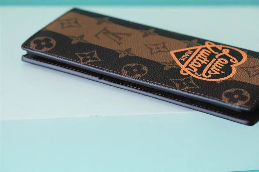 Louis Vuitton M81008 Brazza Wallet 19cm