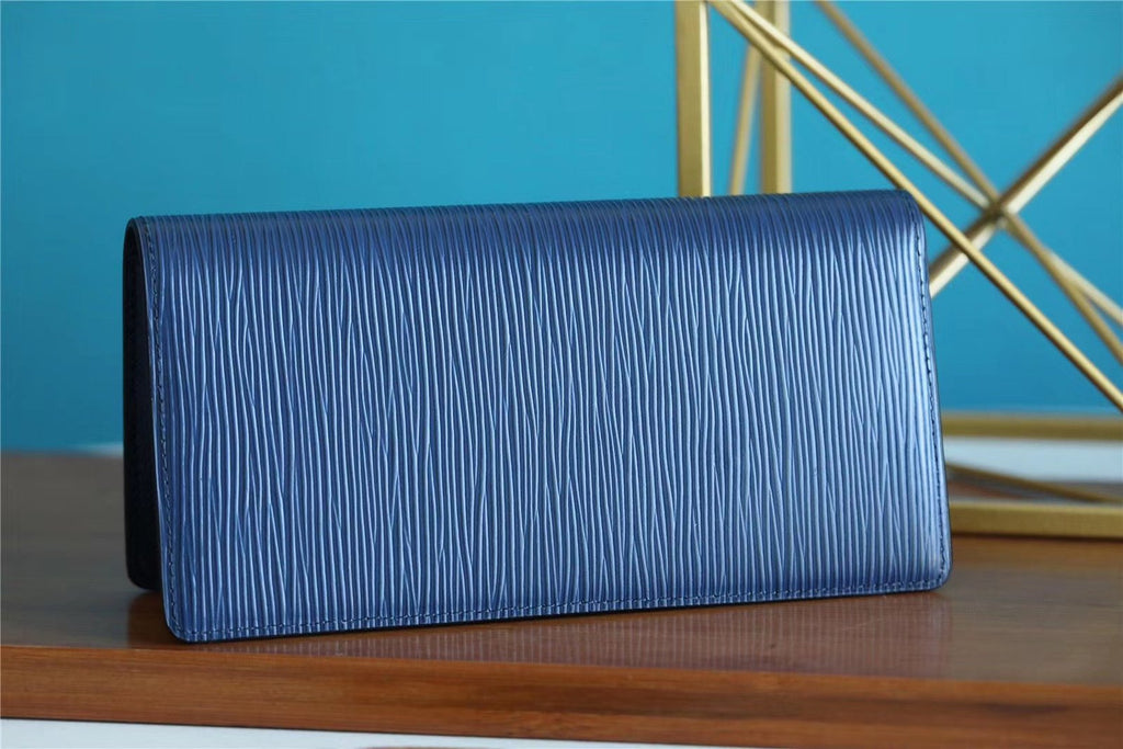 Louis Vuitton Brazza Wallet 19cm