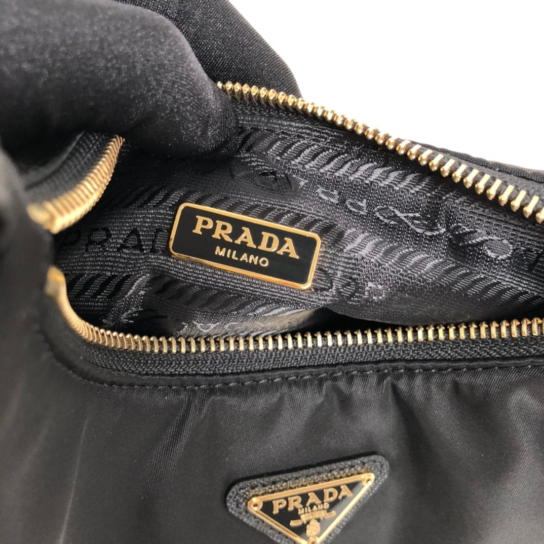 Prada Re-Edition 2005 Re-Nylon Bag Black For Women, Women’s Bags 8.6in/22cm