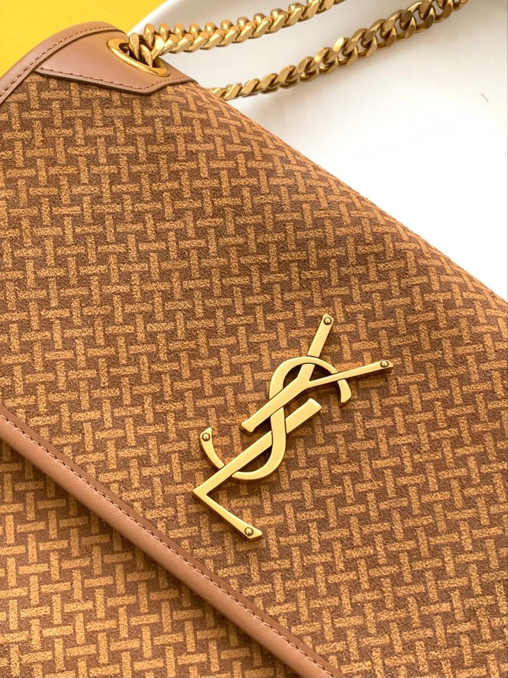 Saint Laurent Niki Medium Chain Bag With Gold Hardware 28cm