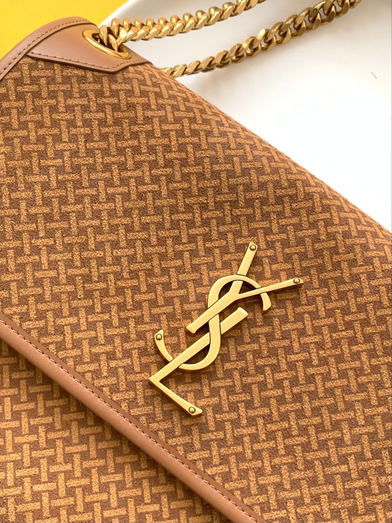 Saint Laurent Niki Medium Chain Bag With Gold Hardware 28cm