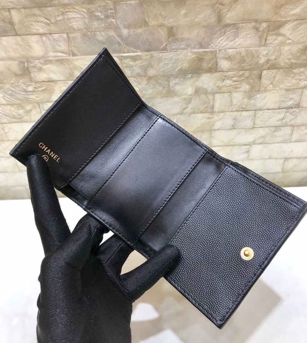 CO-CO Chanel Flap Card Holder With Gold Hardware 11cm