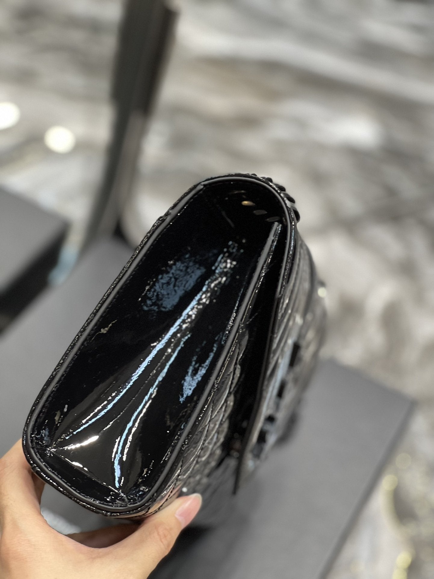 Saint Laurent Envelope Bag 24cm