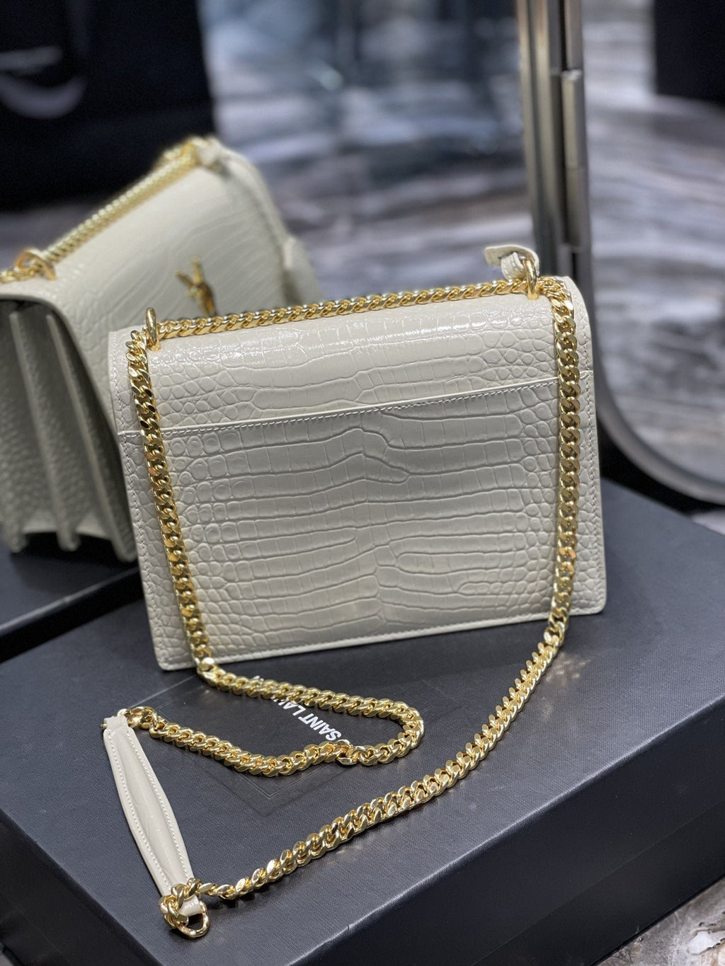 Saint Laurent Sunset Medium Chain Bag 22cm