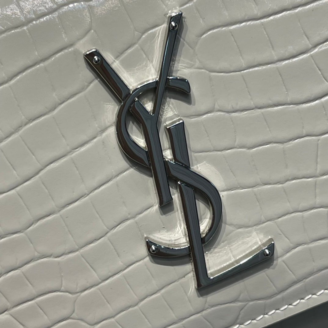 Saint Laurent Sunset Medium Chain Bag 22cm