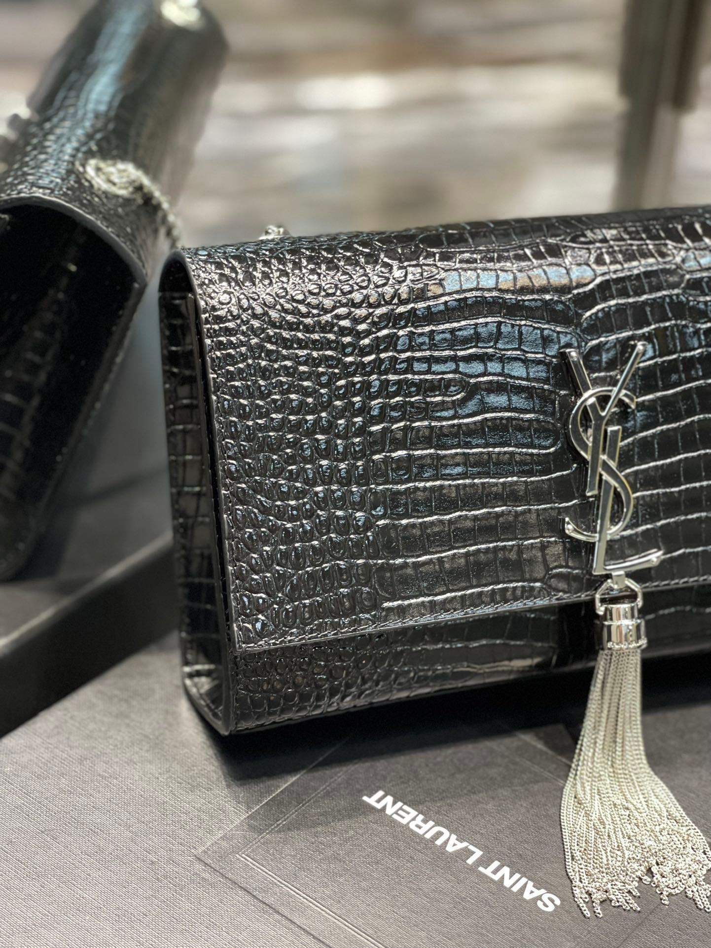 Saint Laurent Kata Medium Chain Bag With Tassel 24cm