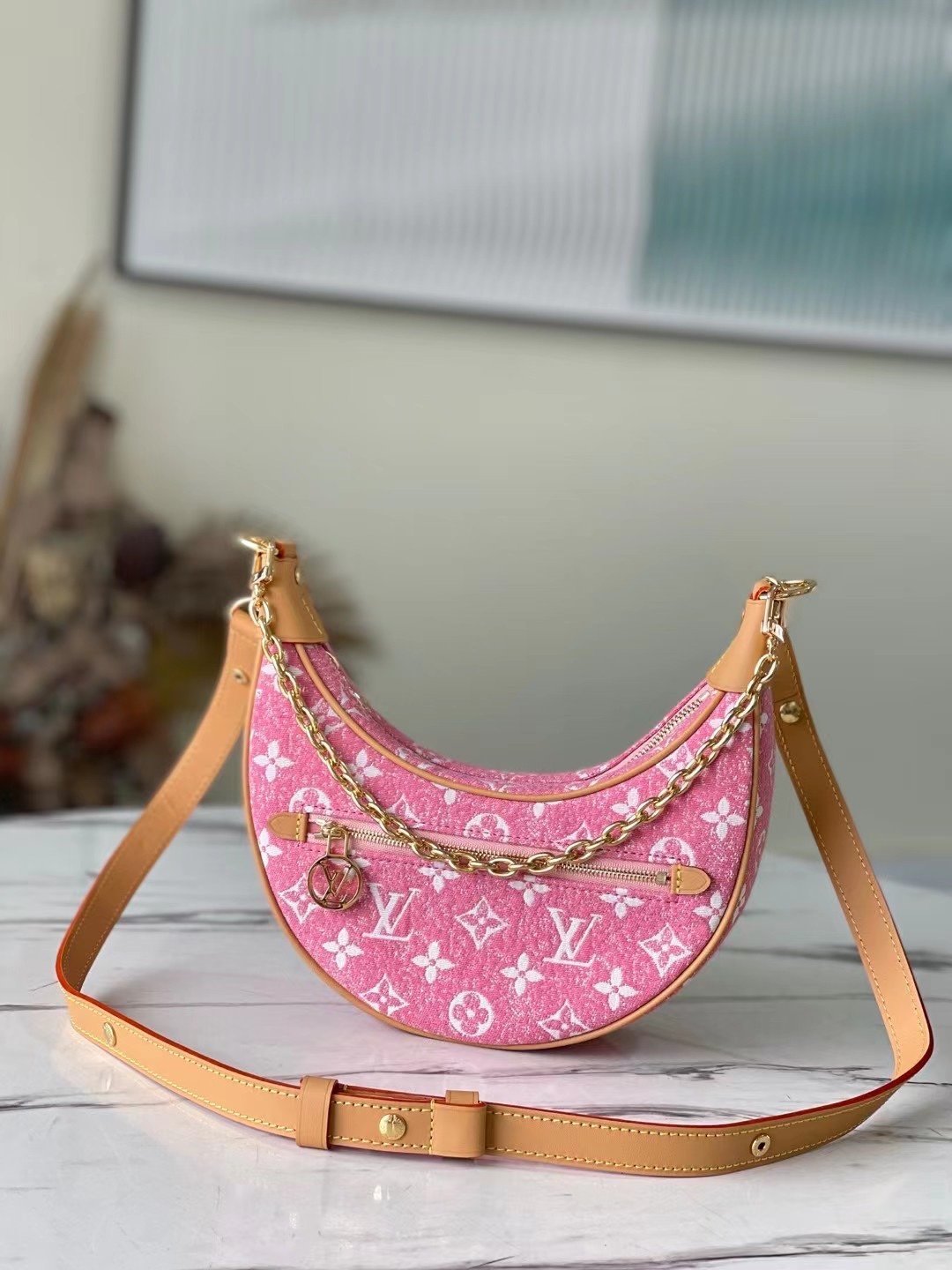 Louis Vuitton M81098 Loop 24cm Pink