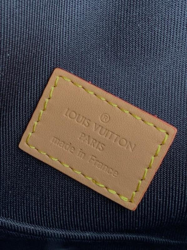 Louis Vuitton NiGo 18cm Amazone New Collection