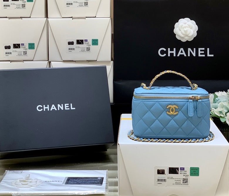 Chanel Small Vanity Bag 17cm Blue