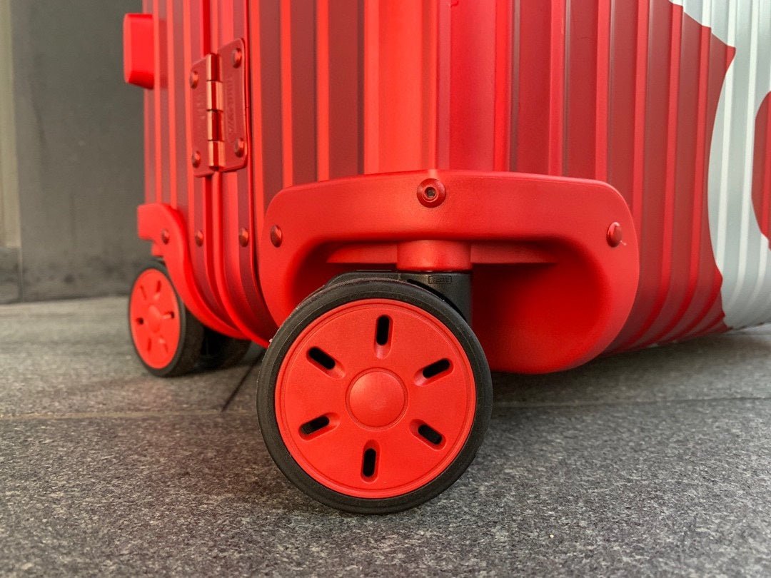 Louis Vuitton x Supreme Rolling Vali In Red 26 Inch