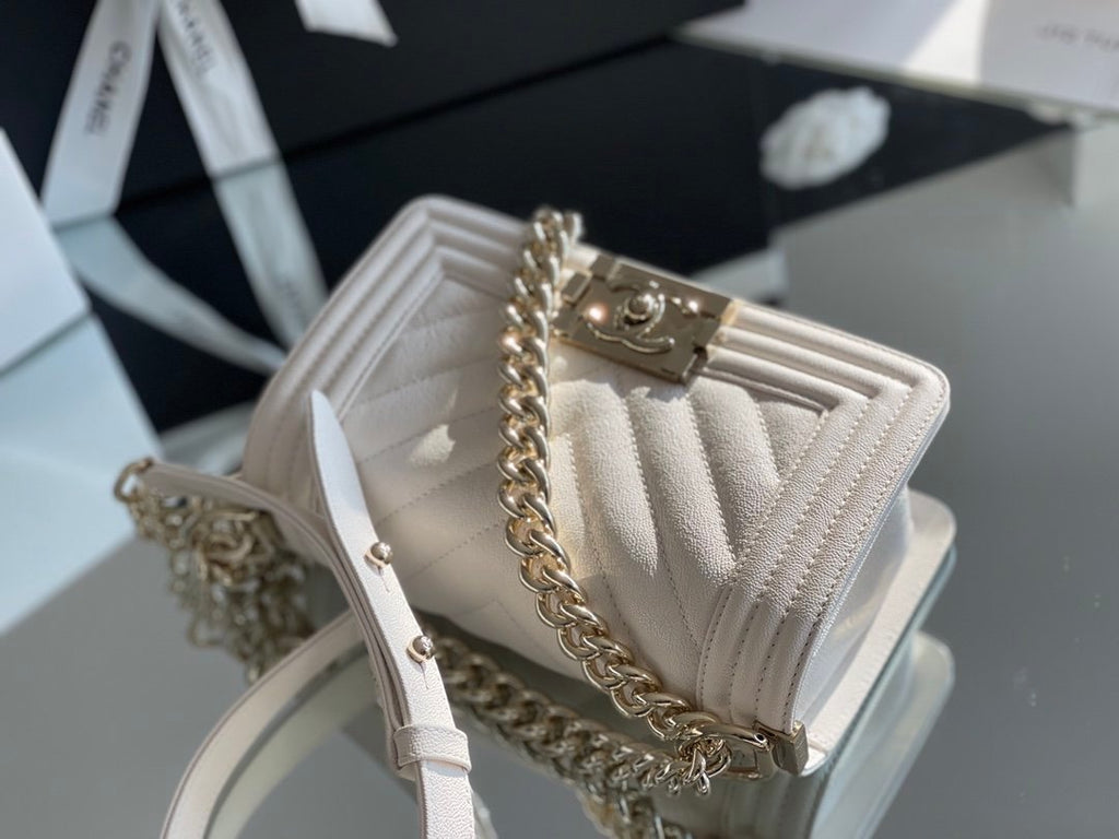 Chanel Mini Classic Flapbag 20cm White