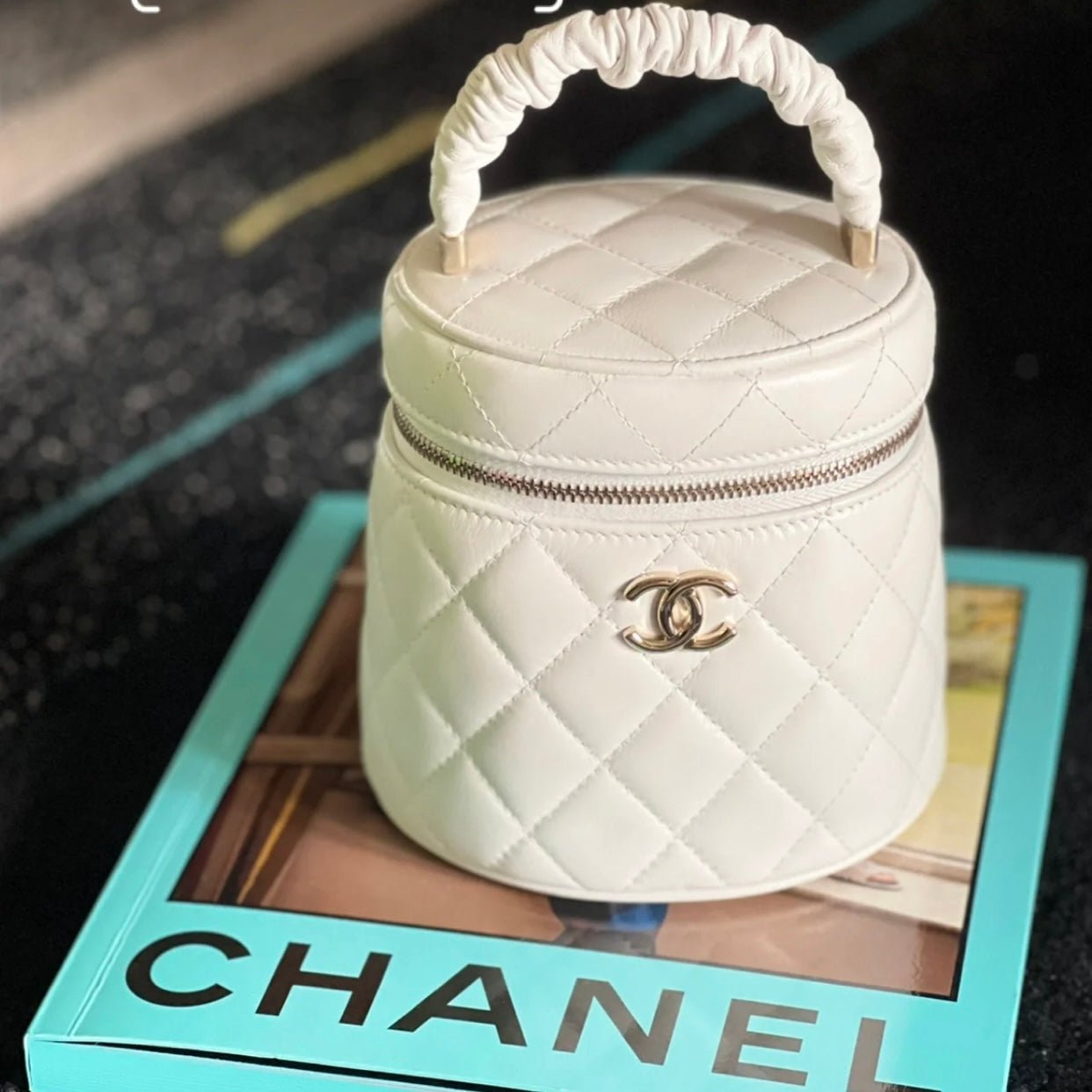 Chanel Small Vanity Case 13cm White
