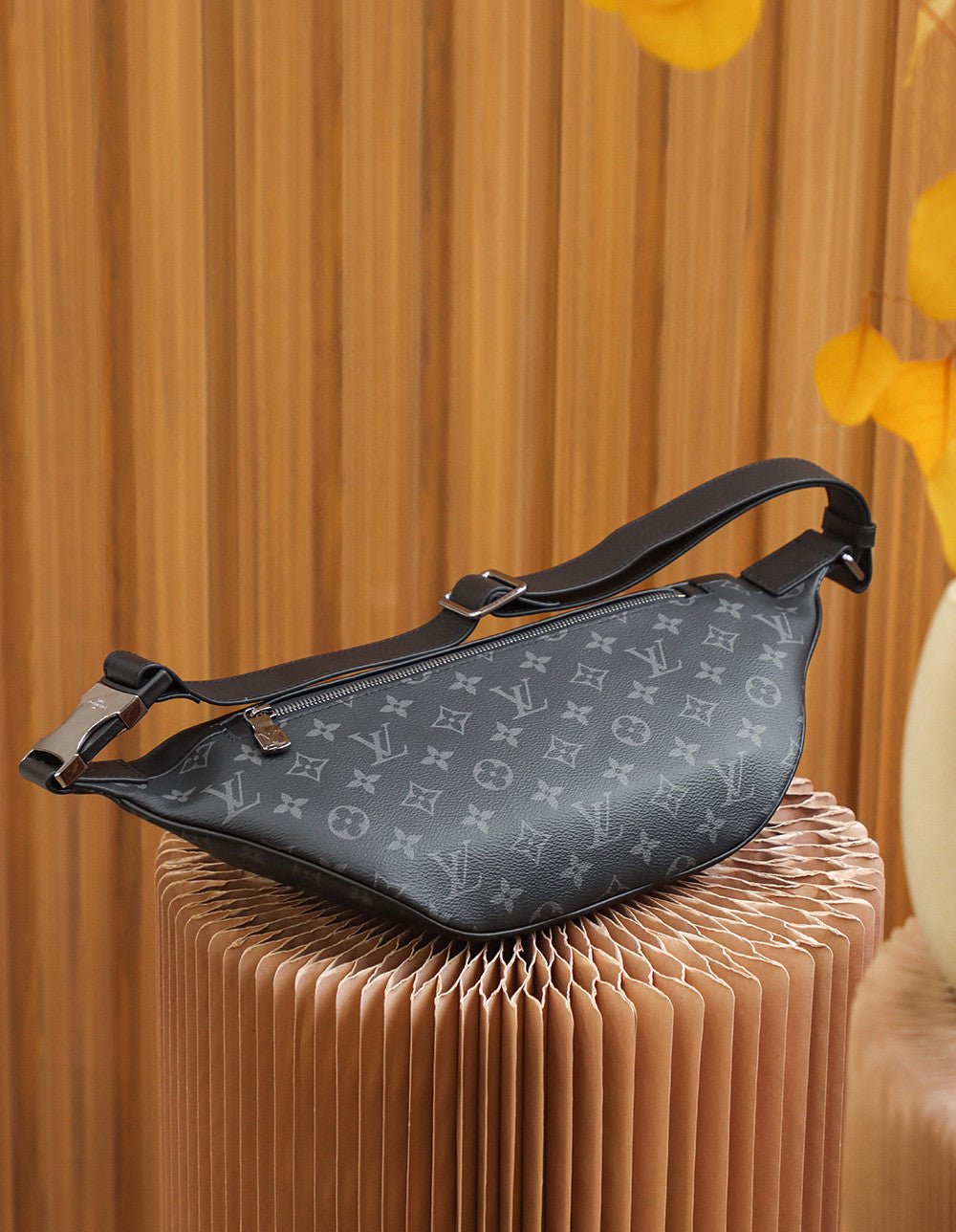 Louis Vuitton Bumbag 47cm Monogram Canvas Spring/Summer Collection M44611, Black